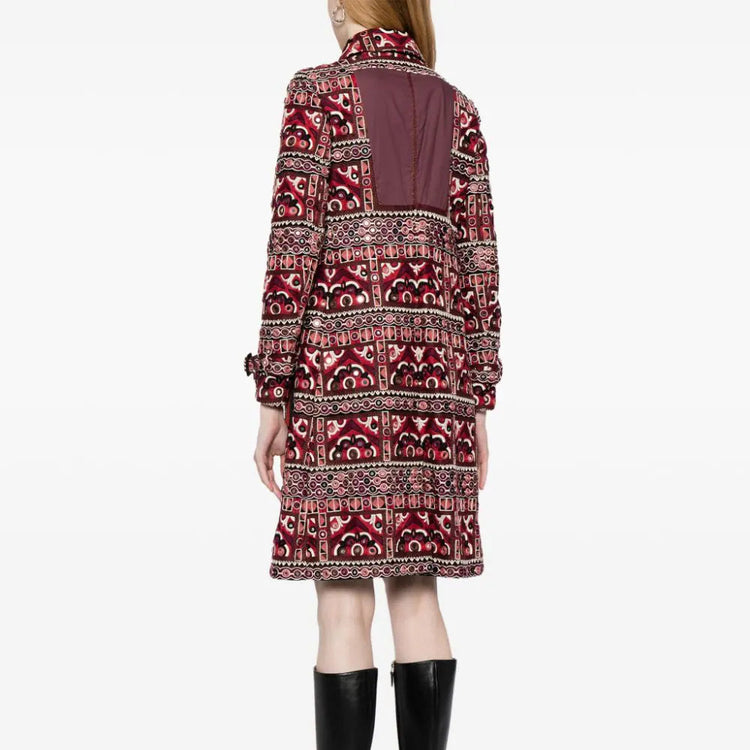 Burberry Fall 2015 embroidered trench coat with classic design, featuring detailed embroidery and a tailored fit.