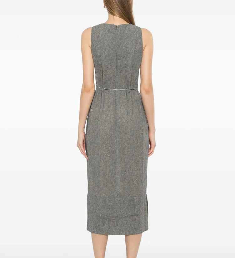 Chanel sleeveless linen CC chain belt maxi dress with relaxed fit and elegant design, shown in natural fabric and stylish silhouette.