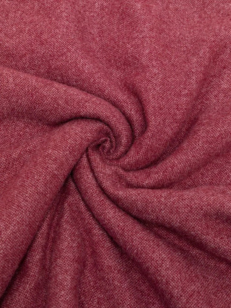 Red Entrelacés de Cartier Cashmere Scarf - Rewind Vintage Affairs