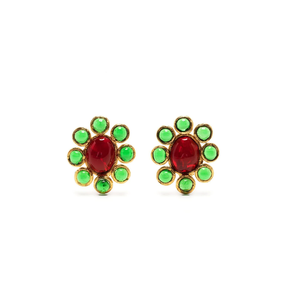 Gripoix Flower Cabochon Clip-on Earrings - Rewind Vintage Affairs