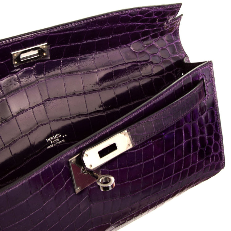 Kelly Cut Clutch - rewindvintageofficial