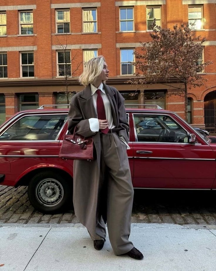 WHY QUALITY OVER QUANTITY PAYS OFF IN FASHION & BEYOND