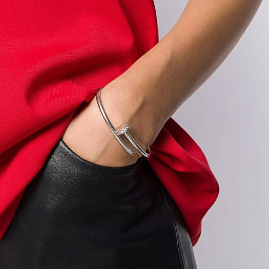 HOW TO GET THE PERFECT CARTIER LOVE BRACELET