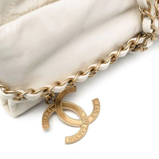OUR GUIDE TO CHOOSING CHANEL LEATHERS