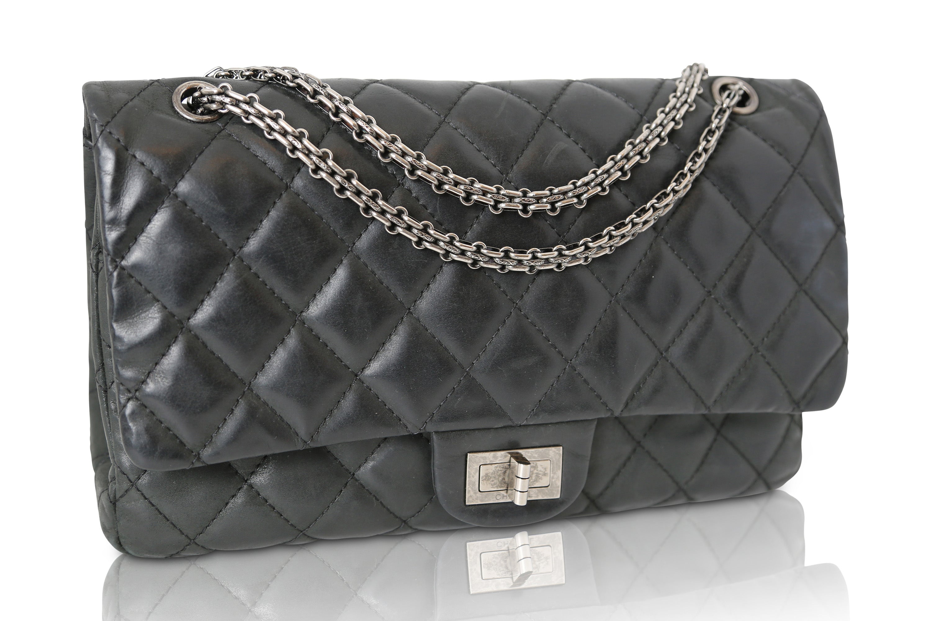 Chanel purse black quilted sale