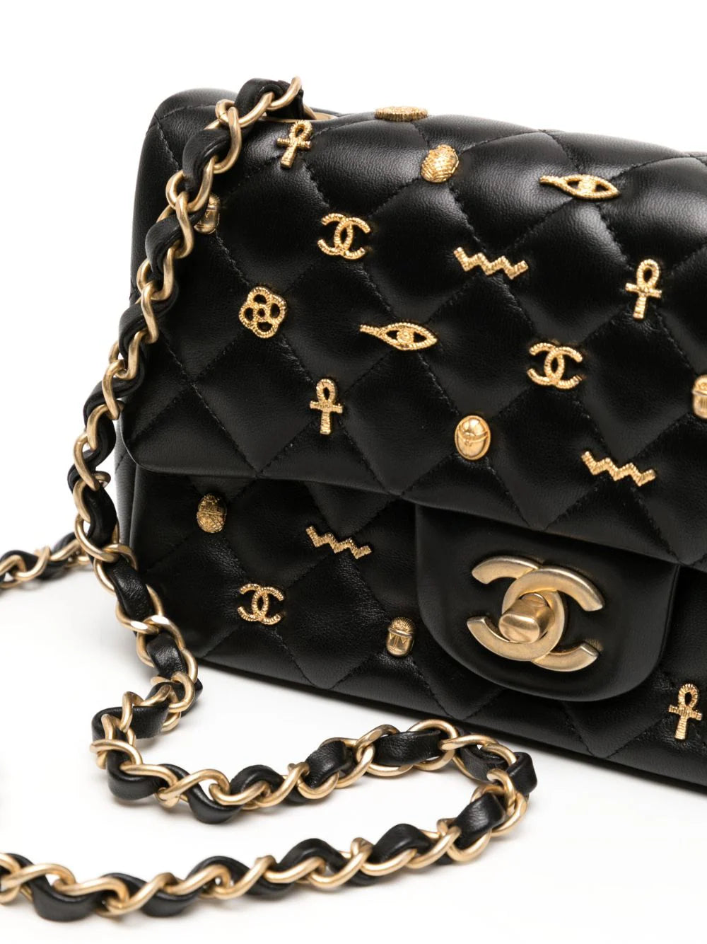 Chanel mini store bag 2019