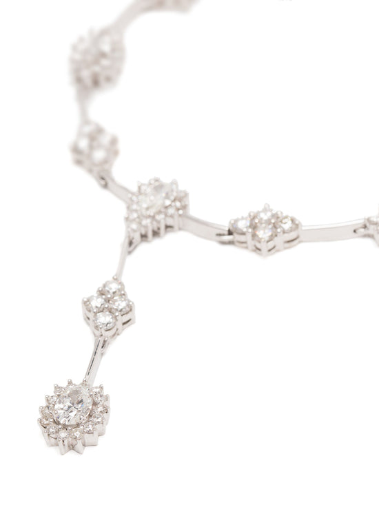White Gold Diamond Flower Pendant