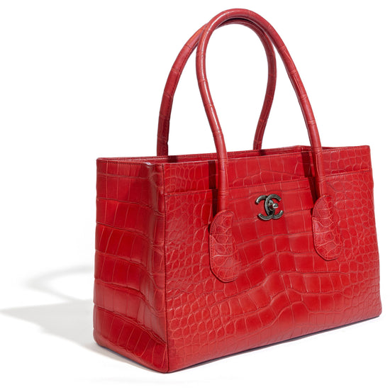 Executive Tote Matte Red SHW