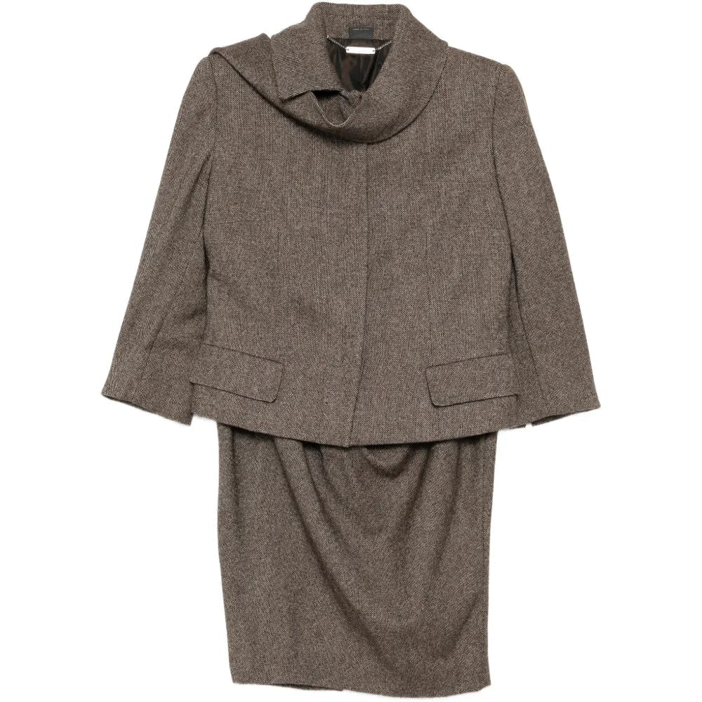 Alexander McQueen brown wool skirt suit with cropped jacket and sculptural asymmetric collar