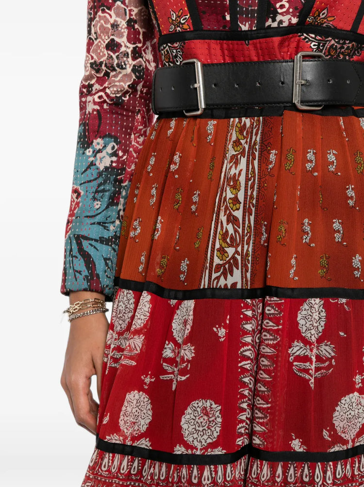 Burberry multi long sleeve dress with elegant design, featuring a sophisticated silhouette and classic style.