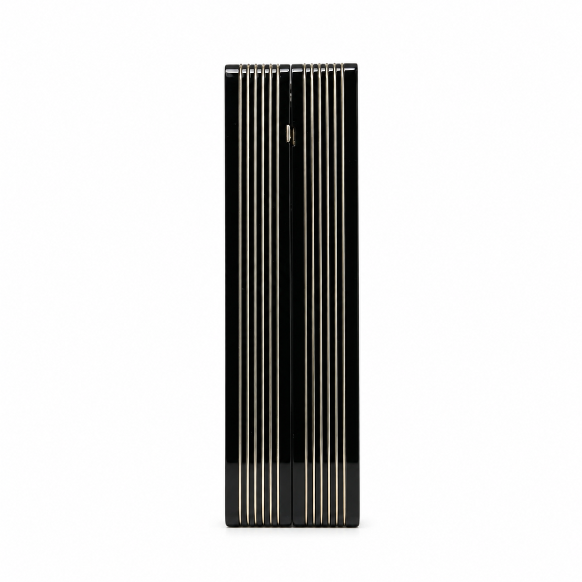 Chanel Pearl Playing Card Casino Minaudière Clutch in glossy black with pearl CC and heart motifs, portrait medallion, gold-tone hardware and chain strap.