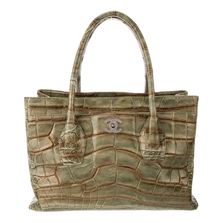 Chanel green alligator Cerf Tote from the 2006–2008 Karl Lagerfeld collection with antiqued silver-tone CC hardware, rolled handles and structured silhouette.
