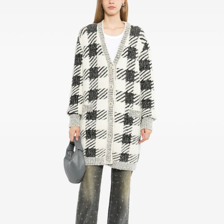 Black and cream Chanel houndstooth cashmere blend longline cardigan, stylish women&