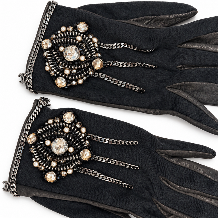 Chanel grey embellished gloves with gunmetal chain embroidery