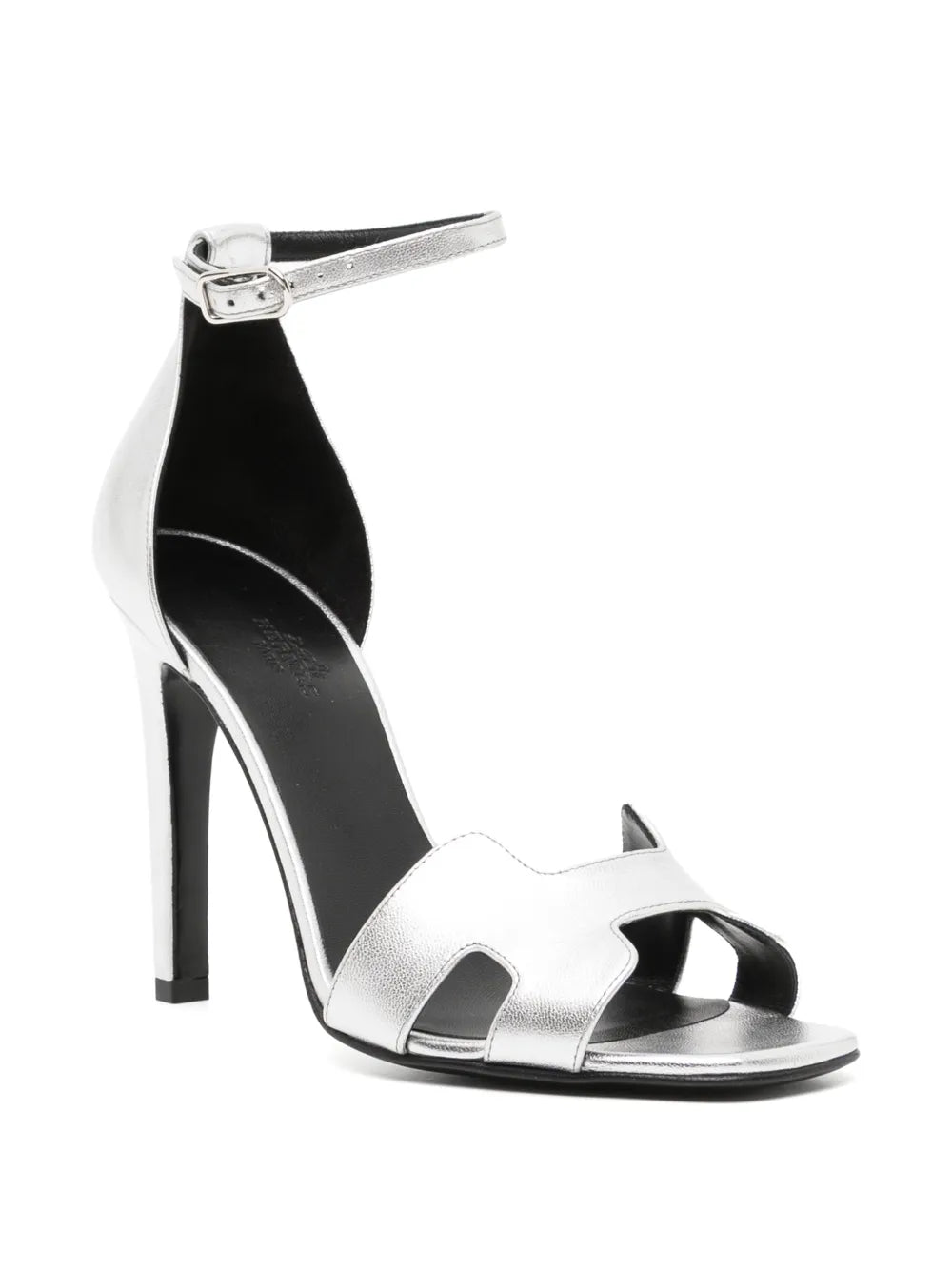 Pre-owned HERMÈS Joy 70 Sandals with beige leather straps and open toe design, displayed on a neutral background.