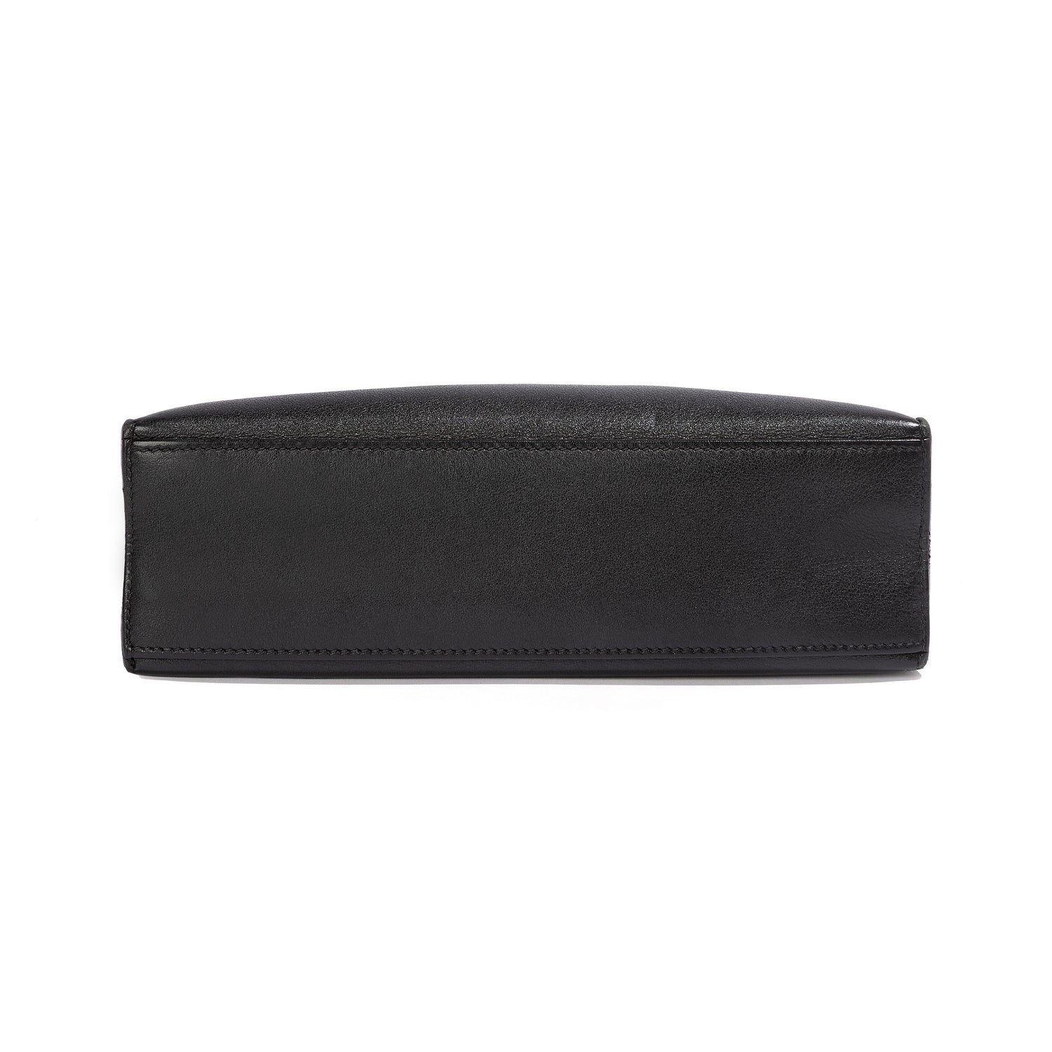 Hermès Kelly Pochette in black Swift leather, elegant handbag with gold hardware, showcasing a sleek and timeless design.