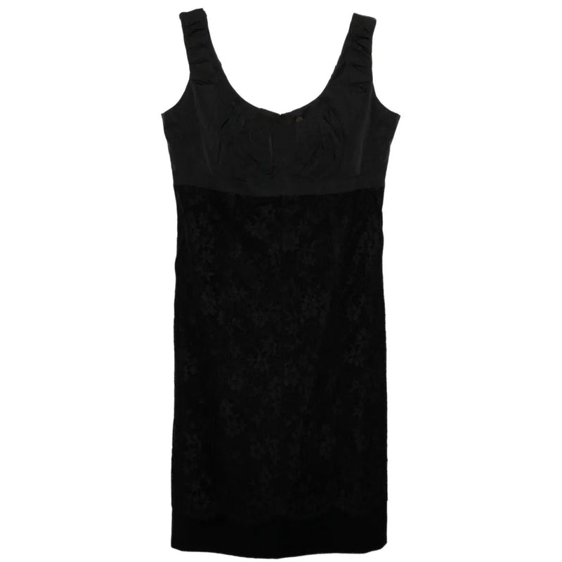 Louis Vuitton lace corset dress featuring intricate lace details and a fitted silhouette, perfect for elegant occasions.