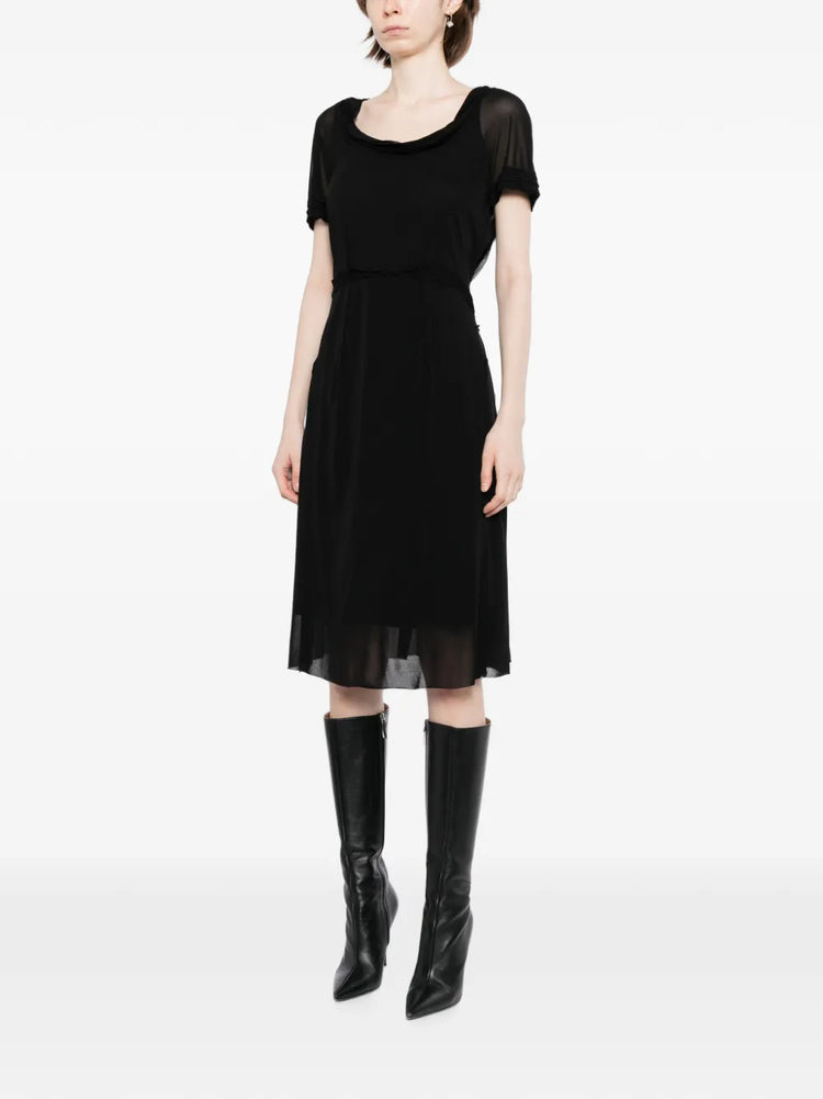 Pre-owned MARC JACOBS VINTAGE boat neck crepe dress featuring a classic silhouette and elegant design, shown in the image.