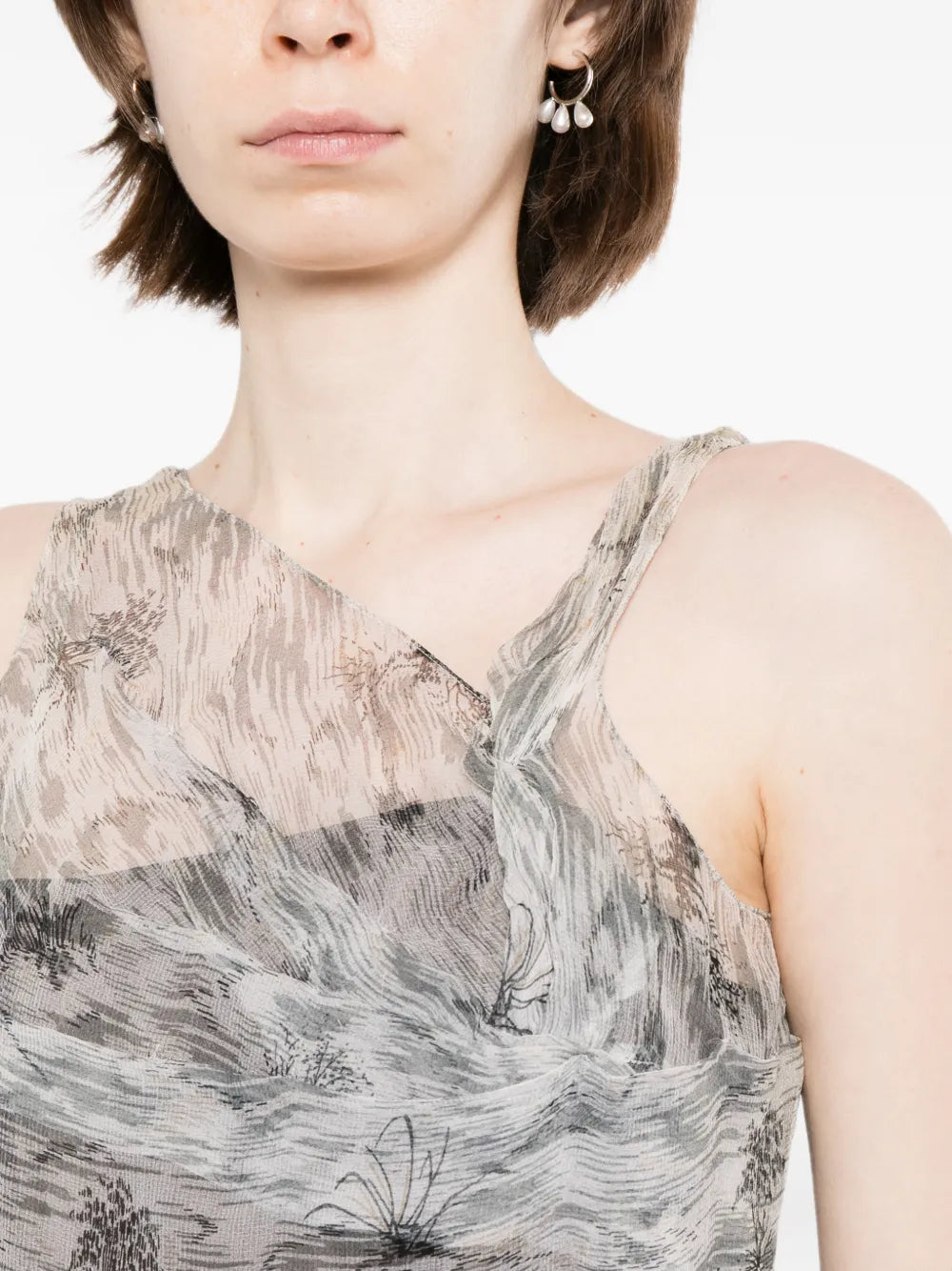 Pre-owned 2004 MARNI silk asymmetrical bubble dress featuring a unique design and flowing fabric, stylish and elegant for special occasions.