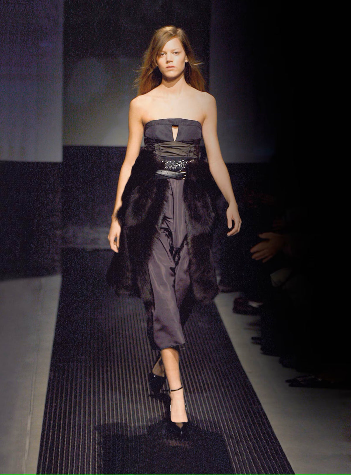 Prada 2006 bead-embellishment dress featuring intricate bead details and elegant design, suitable for formal occasions.