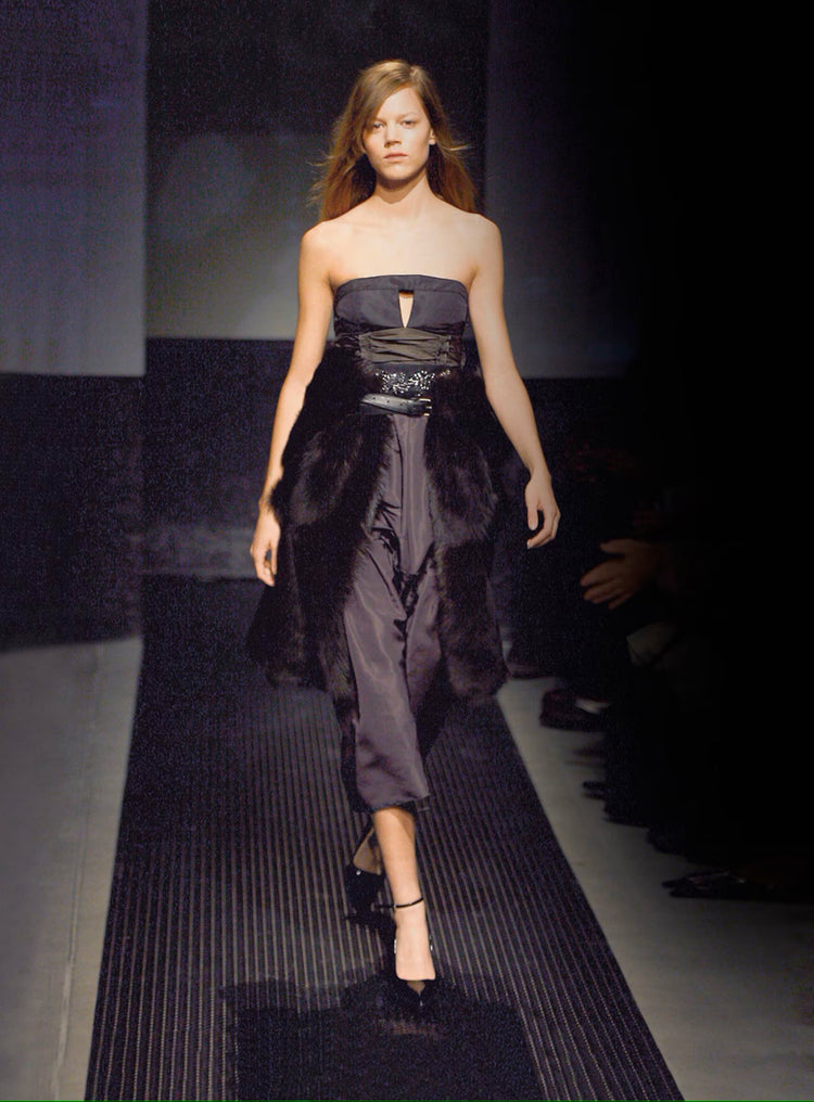 Prada 2006 bead-embellishment dress featuring intricate bead details and elegant design, suitable for formal occasions.