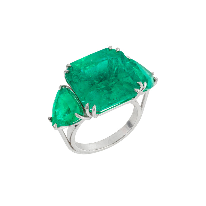 Muzo Old Mine 16.537 ct Emerald Ring