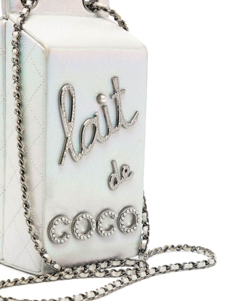 Chanel silver leather-threaded chain strap detail
