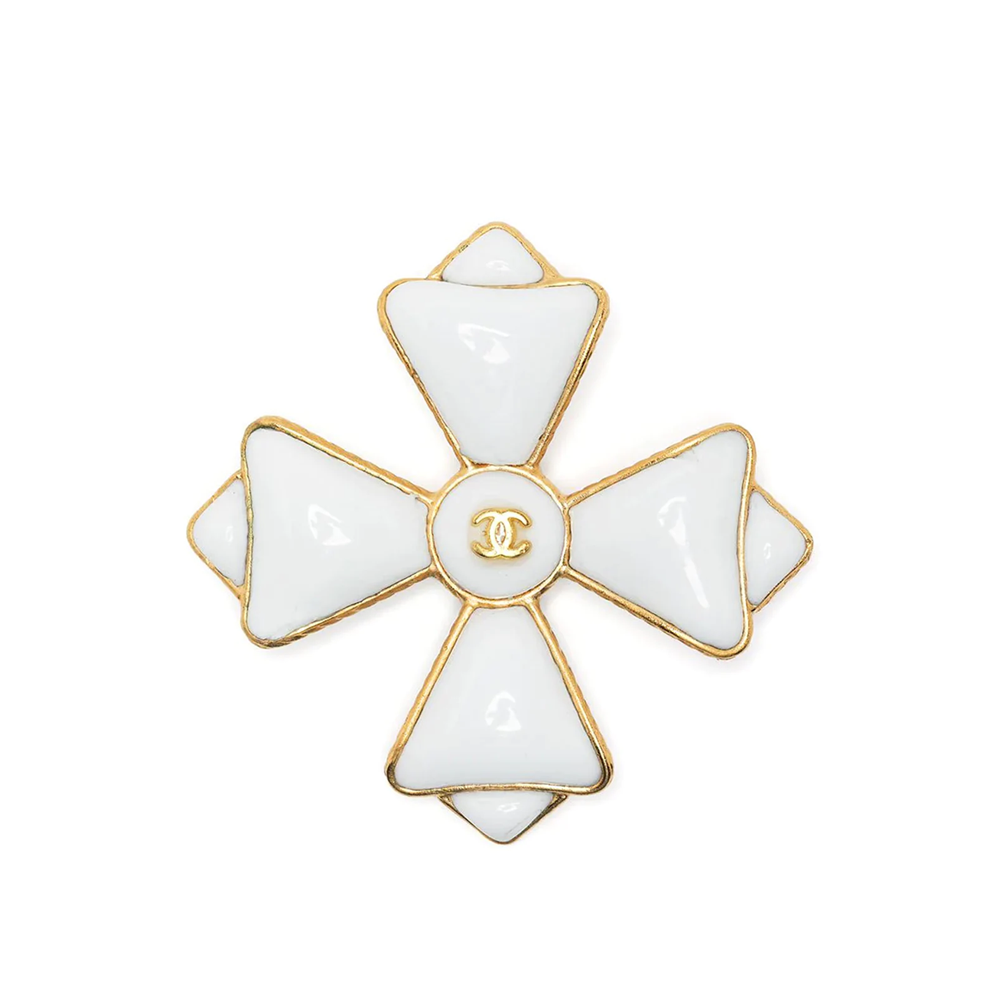 White Maltese Cross Brooch - Rewind Vintage Affairs