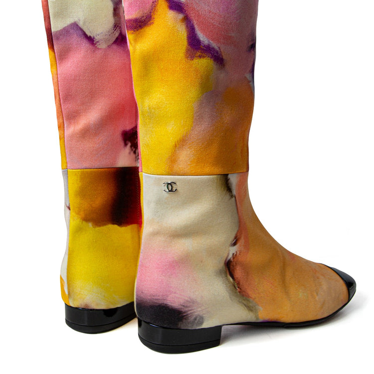 2015 Multicolour Fabric Boots - Rewind Vintage Affairs