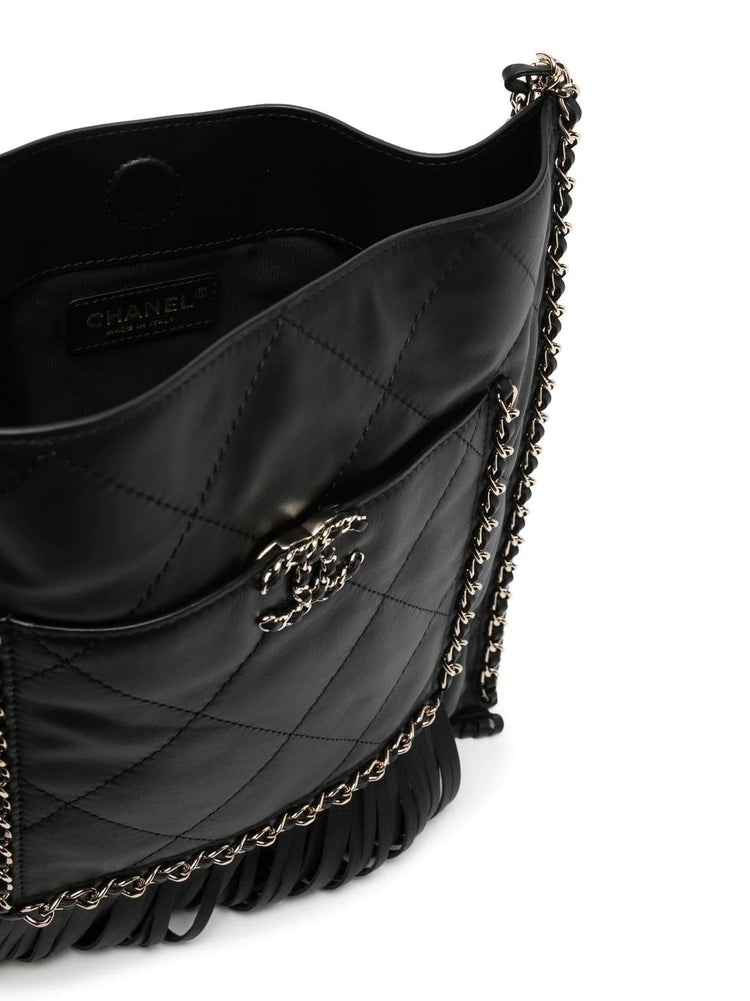 Black Leather and Chain Fringe Shopping Bag - Rewind Vintage Affairs