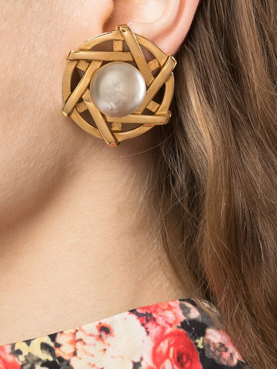 Pearl and Star Clip-on Earrings - Rewind Vintage Affairs